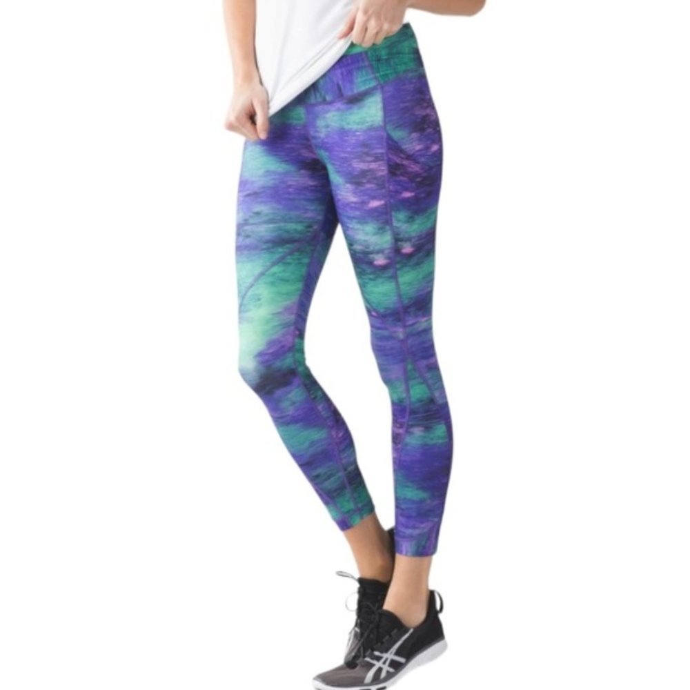 Lululemon Time to Shine Tight Rio Nights Multi size 12